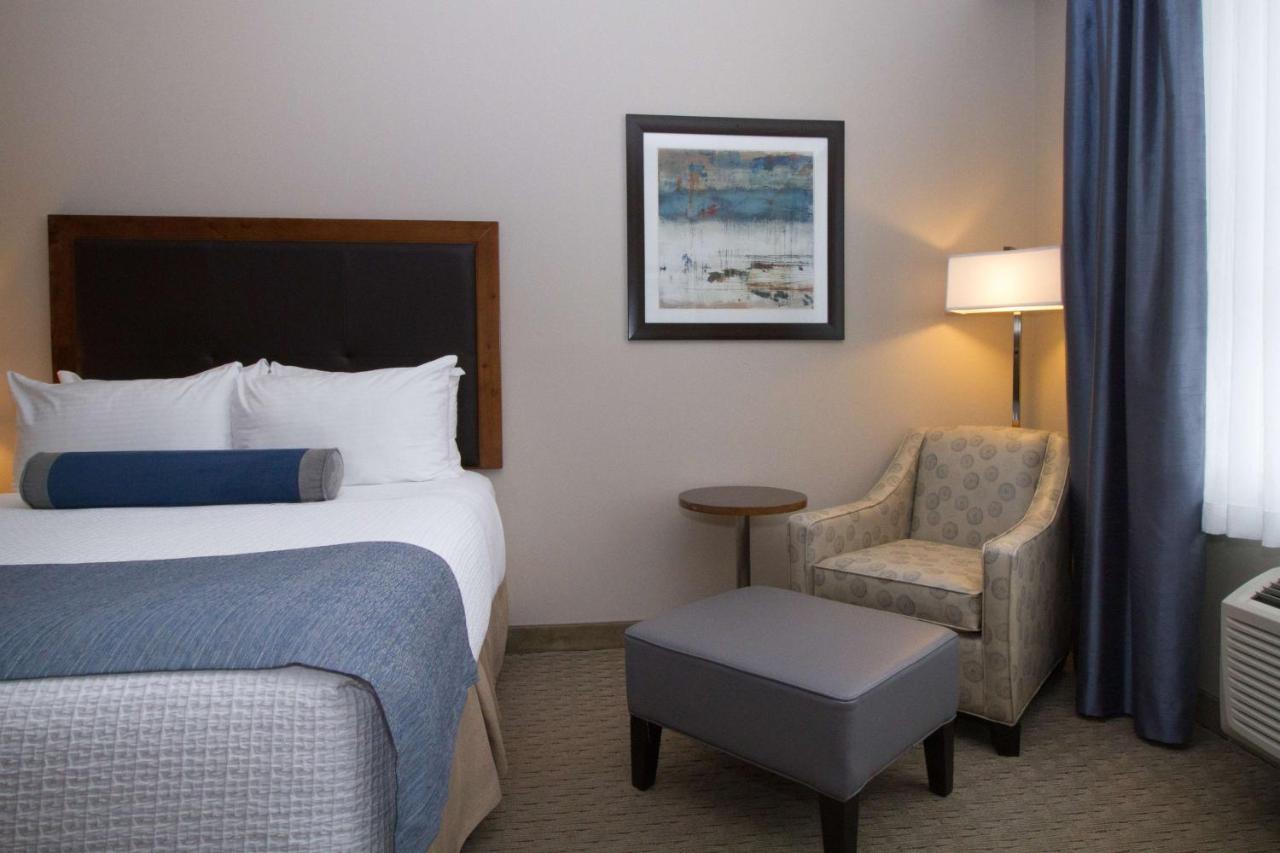 Best Western Plus Revelstoke Esterno foto