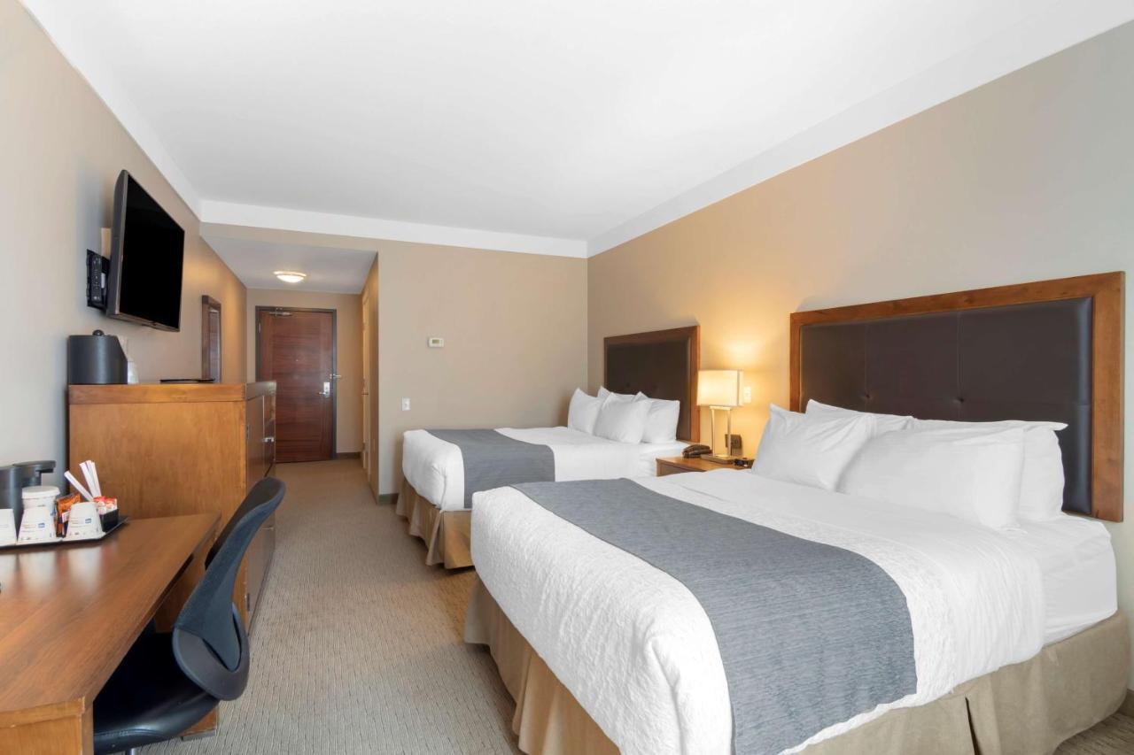 Best Western Plus Revelstoke Esterno foto