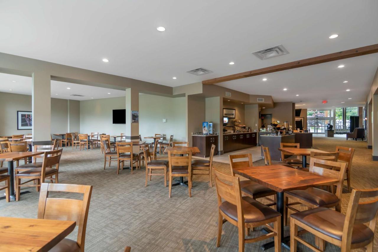 Best Western Plus Revelstoke Esterno foto